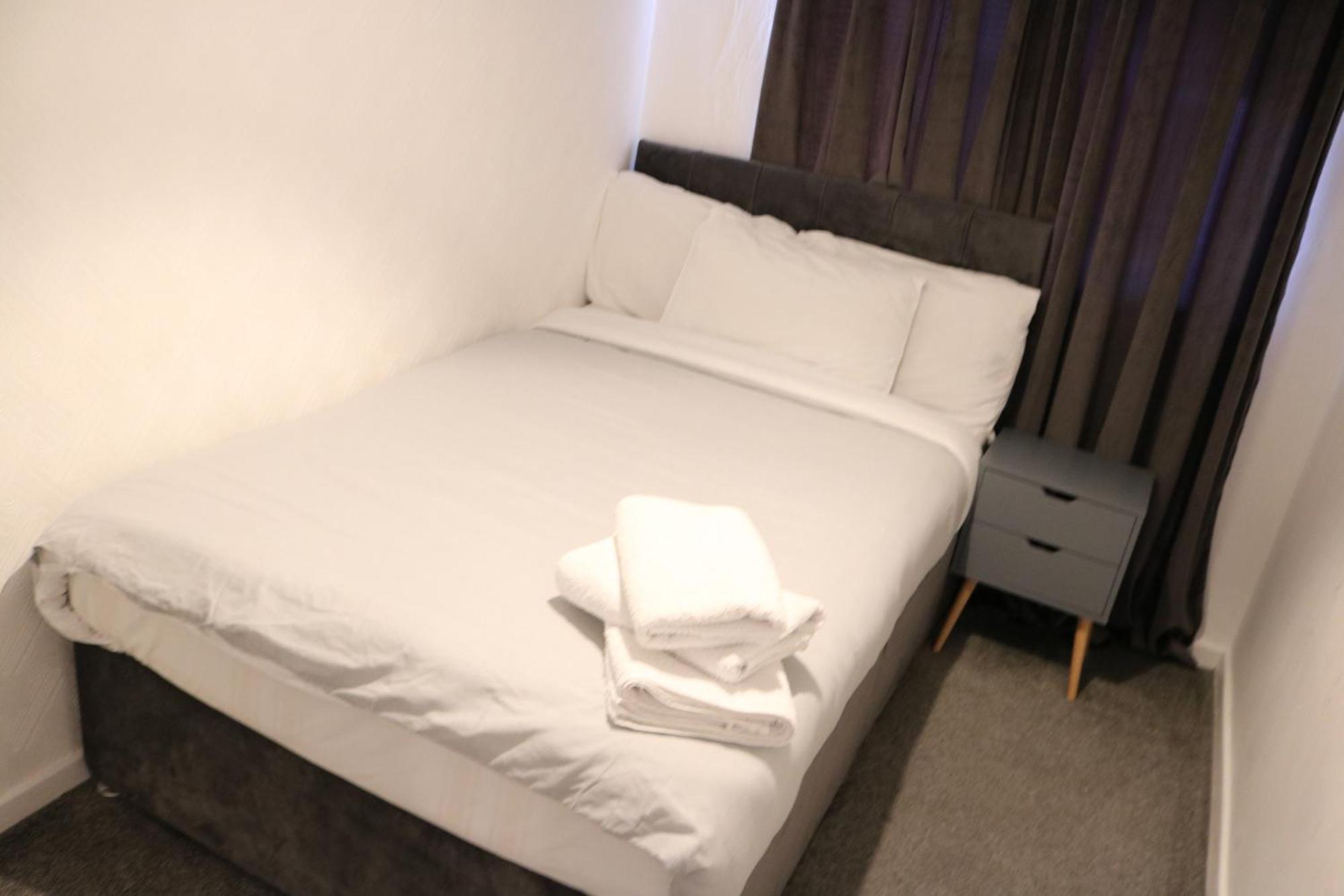 Cosy 2 Bed With Parking Near Piccadilly, Etihad Stadium And Coop Live Sleeps Up To 5 Villa Manchester Luaran gambar